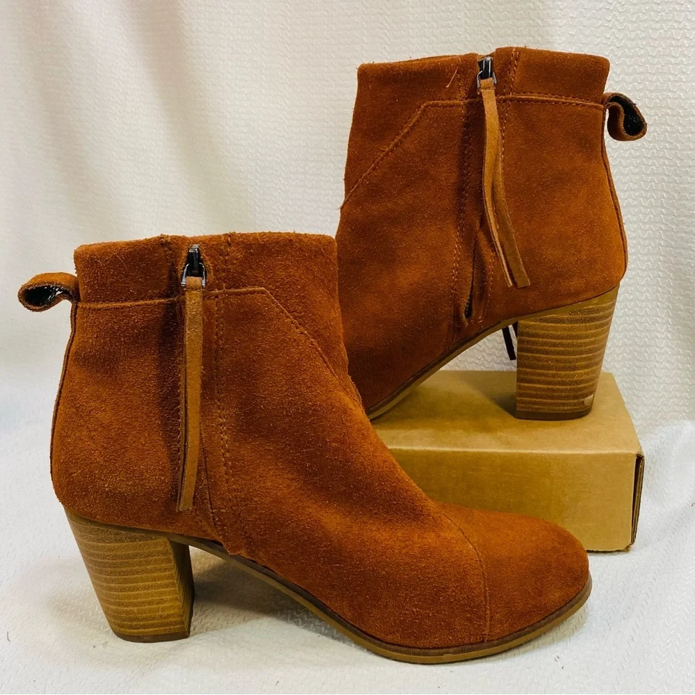 TOMS Suede Booties Womens Sz 7.5 Cinnamon Brown W. Fringe 3” Heel - Picture 1 of 10